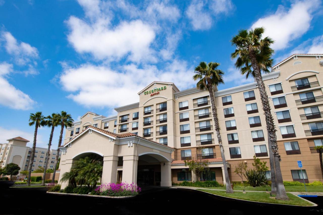 Courtyard By Marriott Newark Silicon Valley Exterior photo