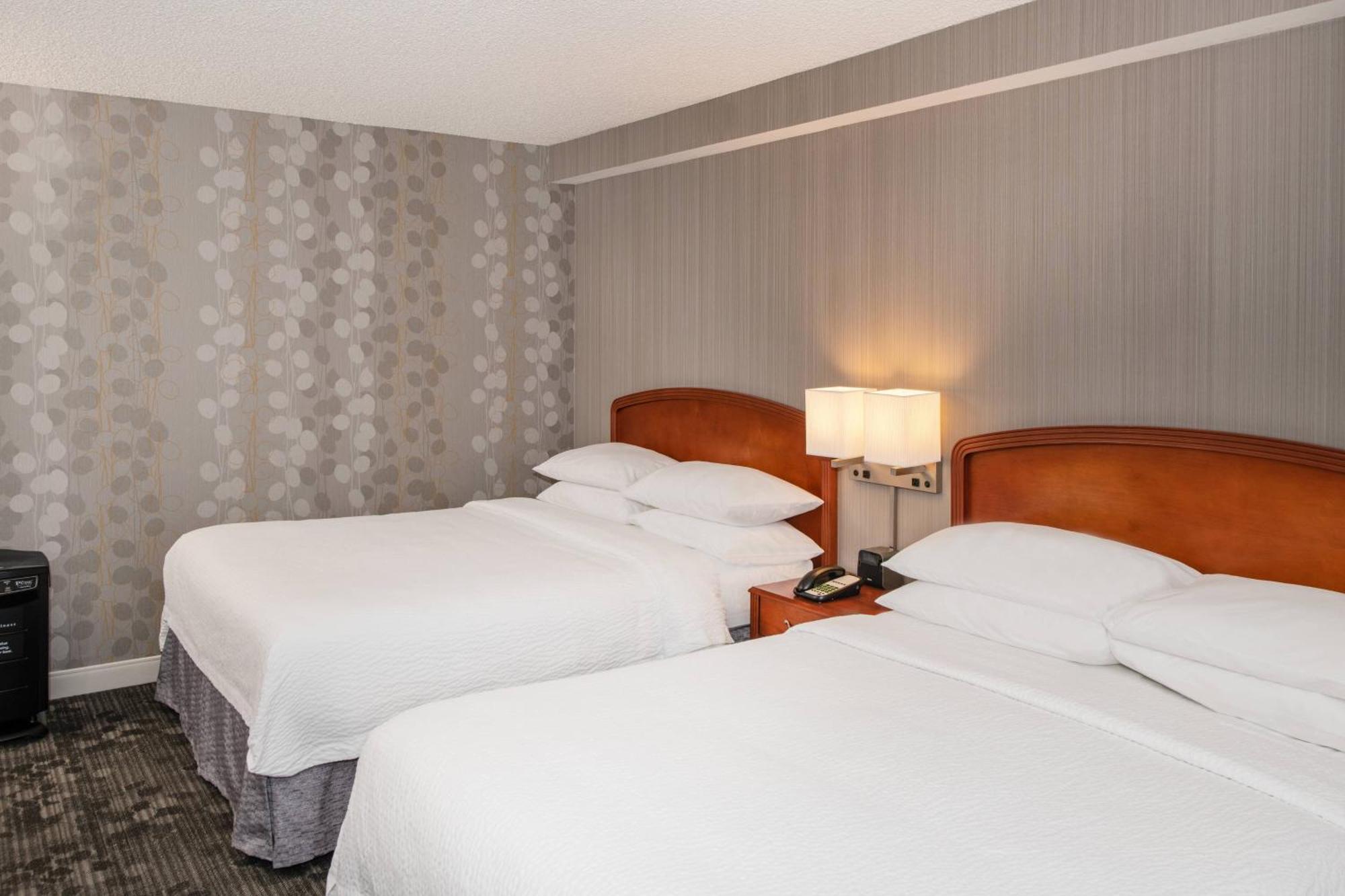 Courtyard By Marriott Newark Silicon Valley Exterior photo